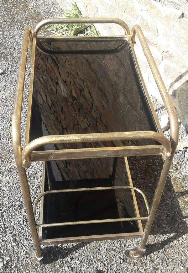 Desserte roulante en laiton doré et à 2 plateaux