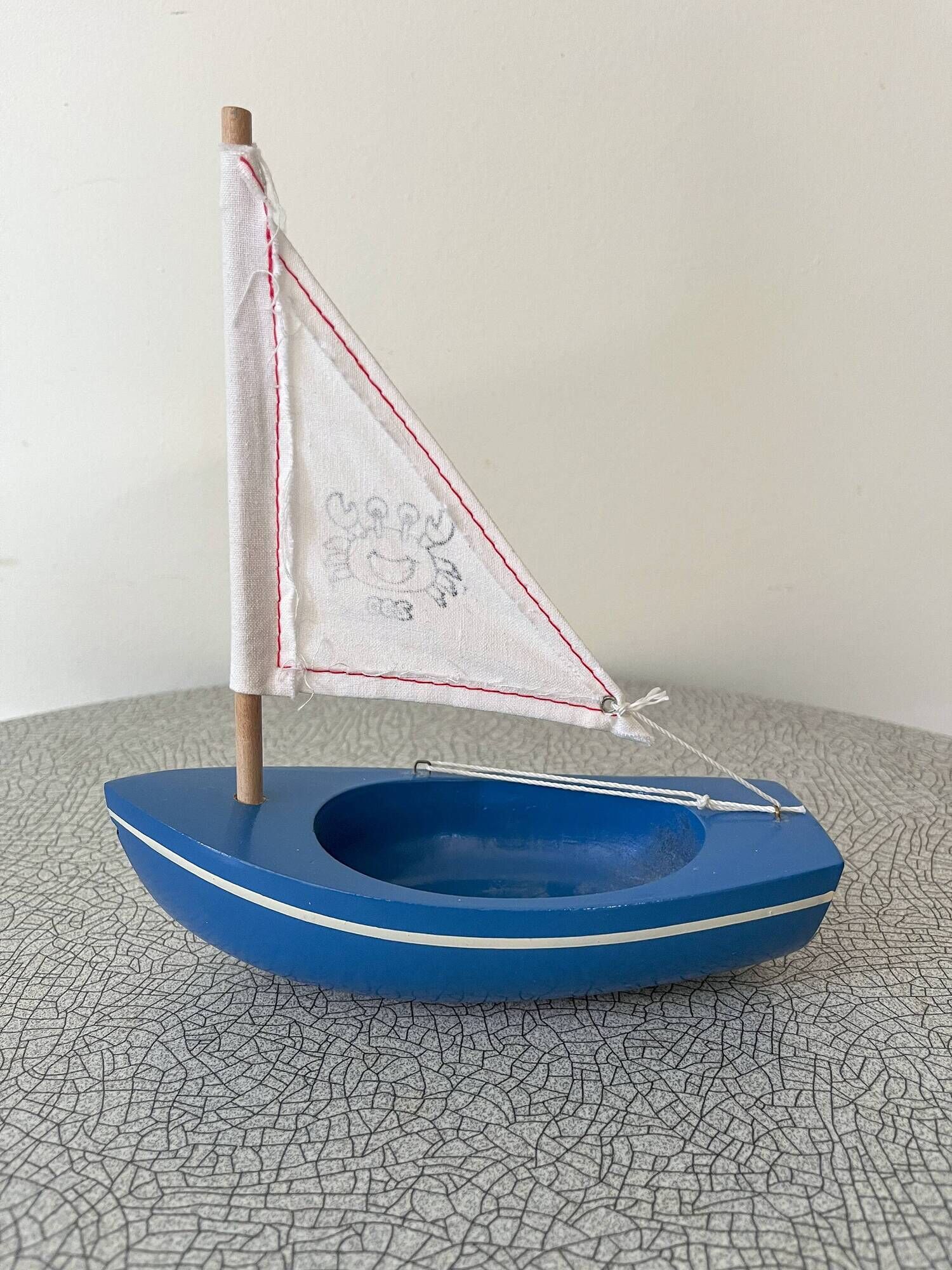 Basin sailing boat, model 200 from the French brand Tirot.