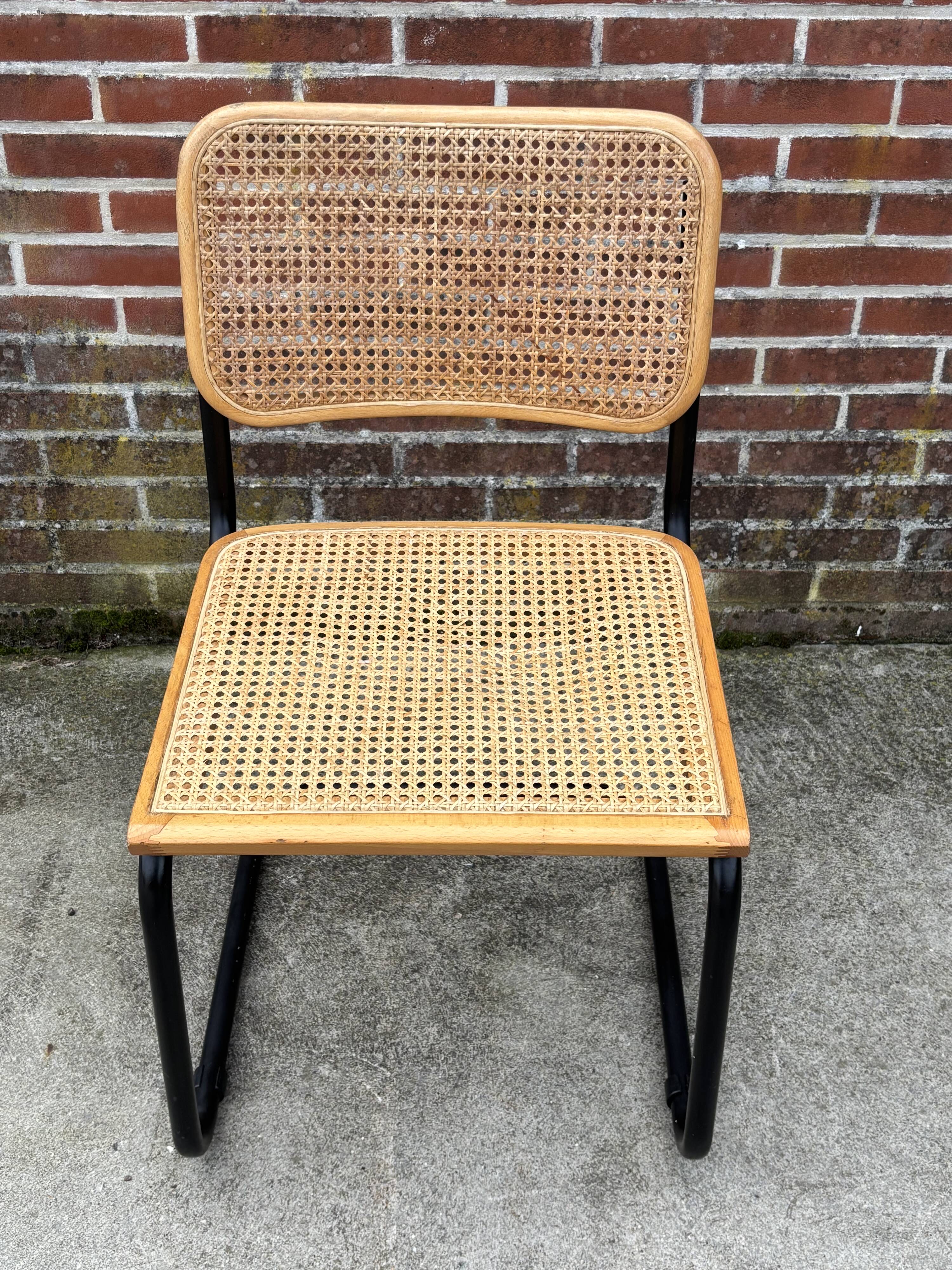 Set of 4 chairs Cesca B32 designed by Marcel Breuer design black frame