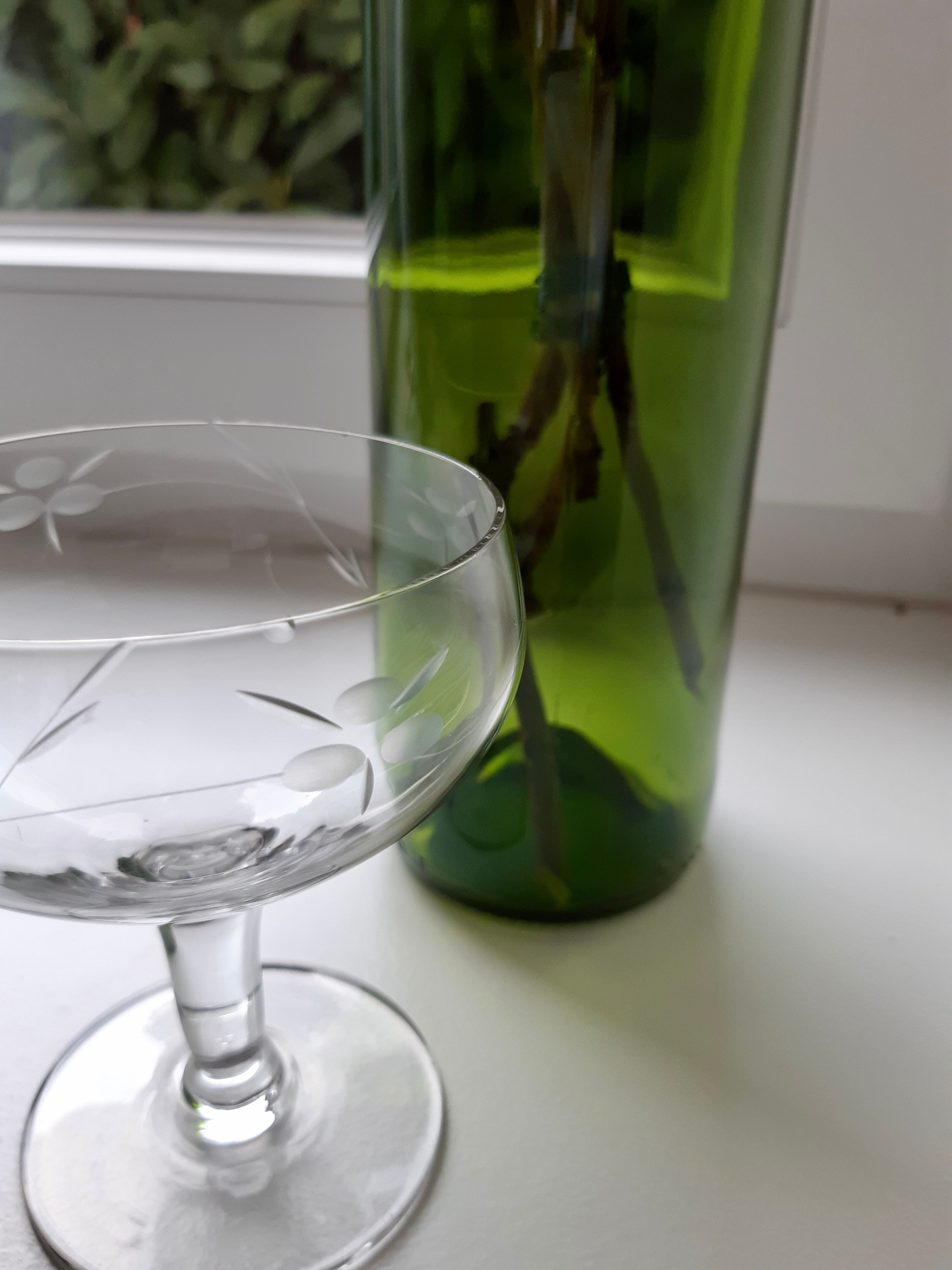 Lot of 6 crystal champagne glasses 50s