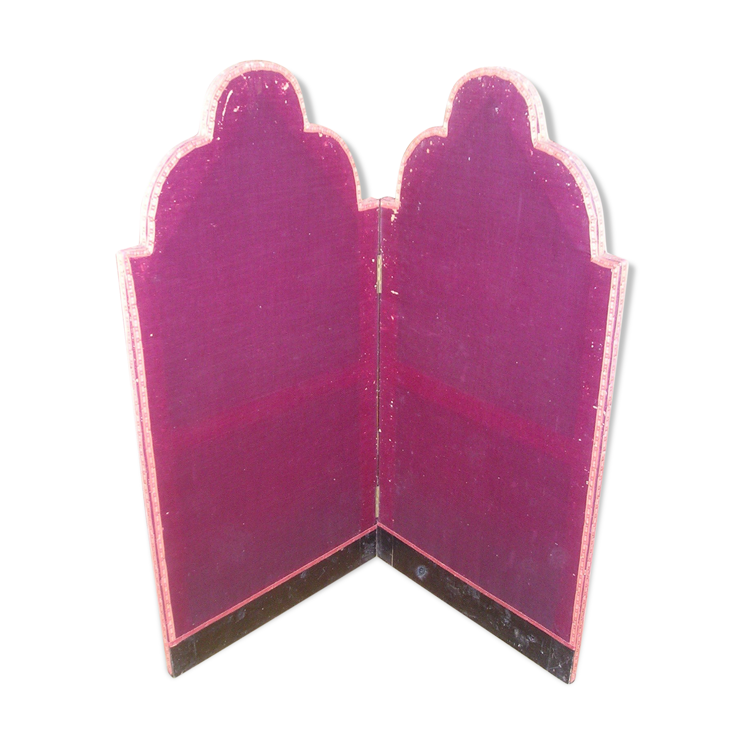 Old screen with 2 sheets in fabric