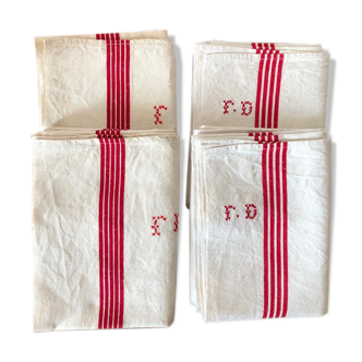 Set of 4 tea towels in ancient monogrammed mestizos, with red beds