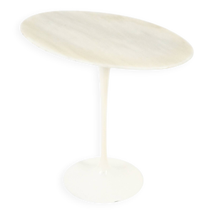 Table d'appoint ovale - eero saarinen