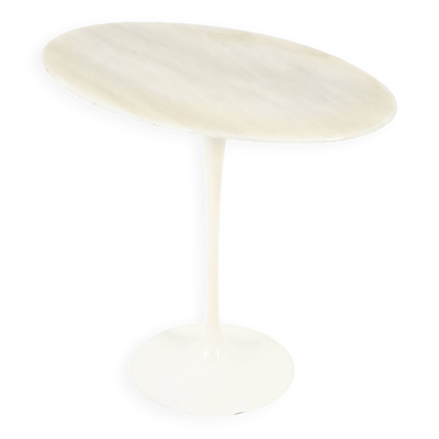 Table d'appoint ovale par Eero Saarinen pour Knoll International, 1960s