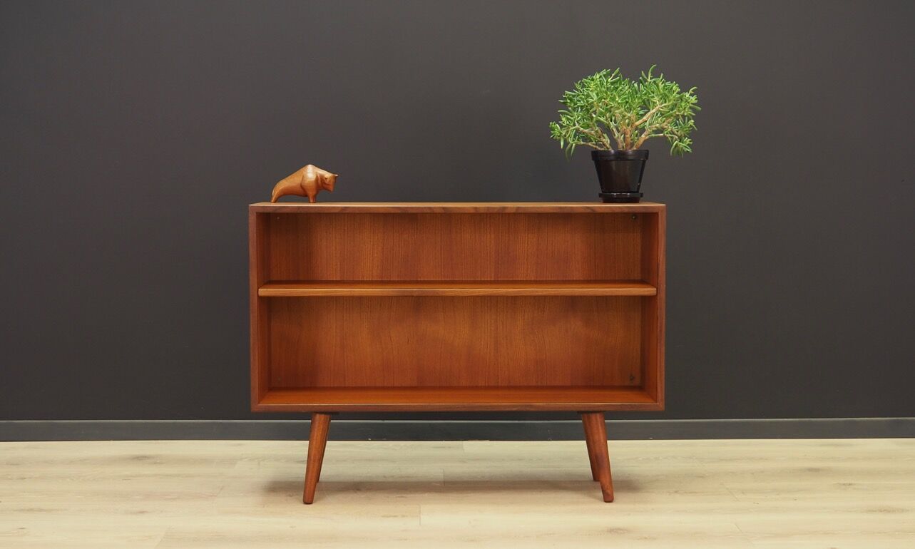 Bookcase from the 60/70