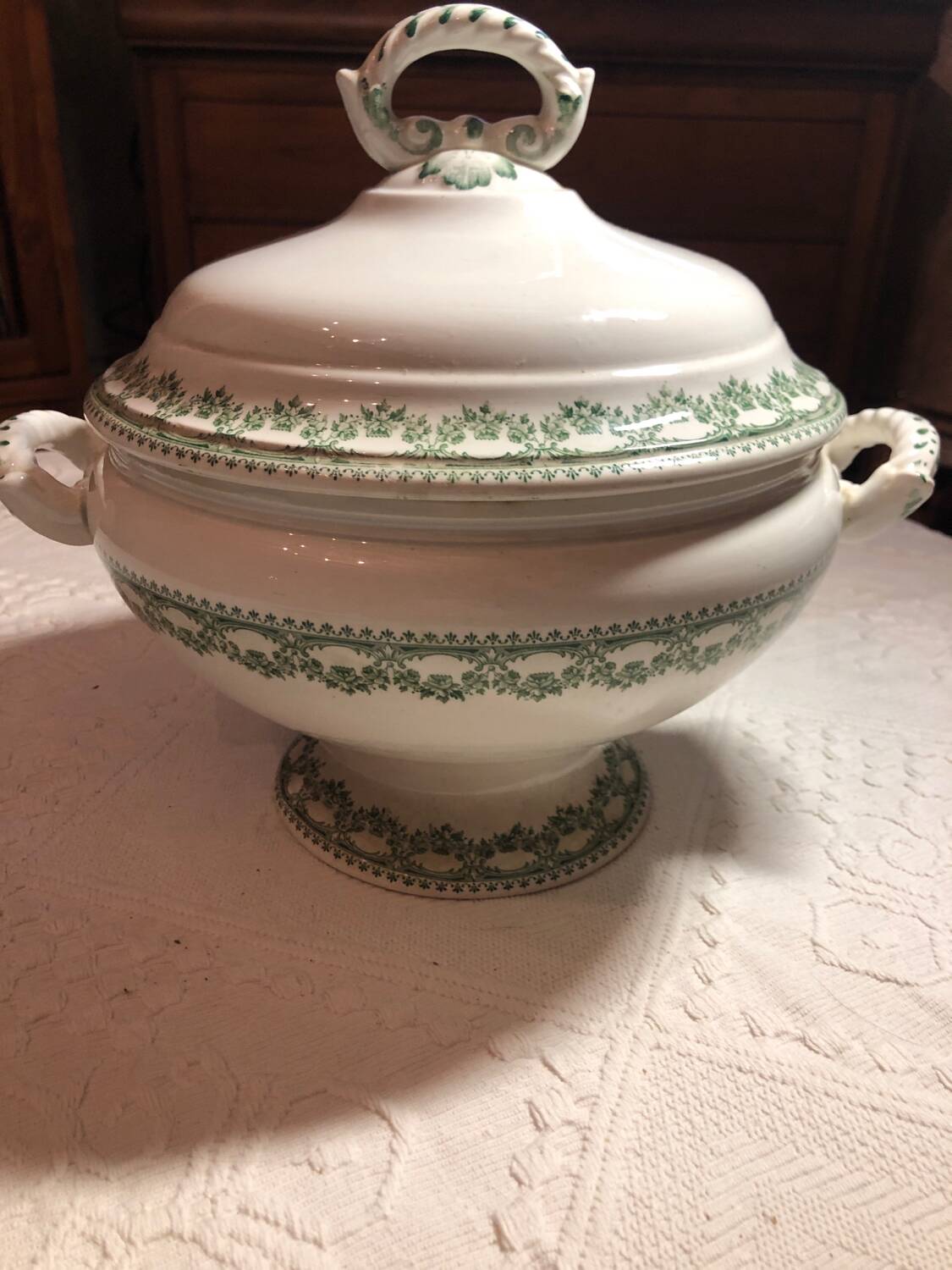 Boch La Louvière tureen