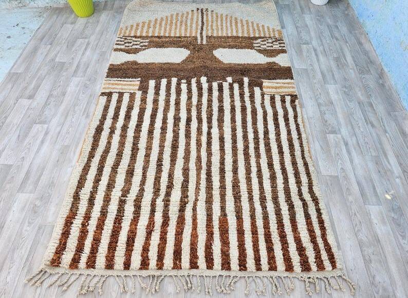 Moroccan handmade rugs, Berber rugs woven from wool, 150/250cm.