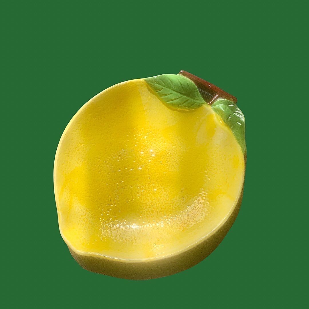 Lemon decorative plate