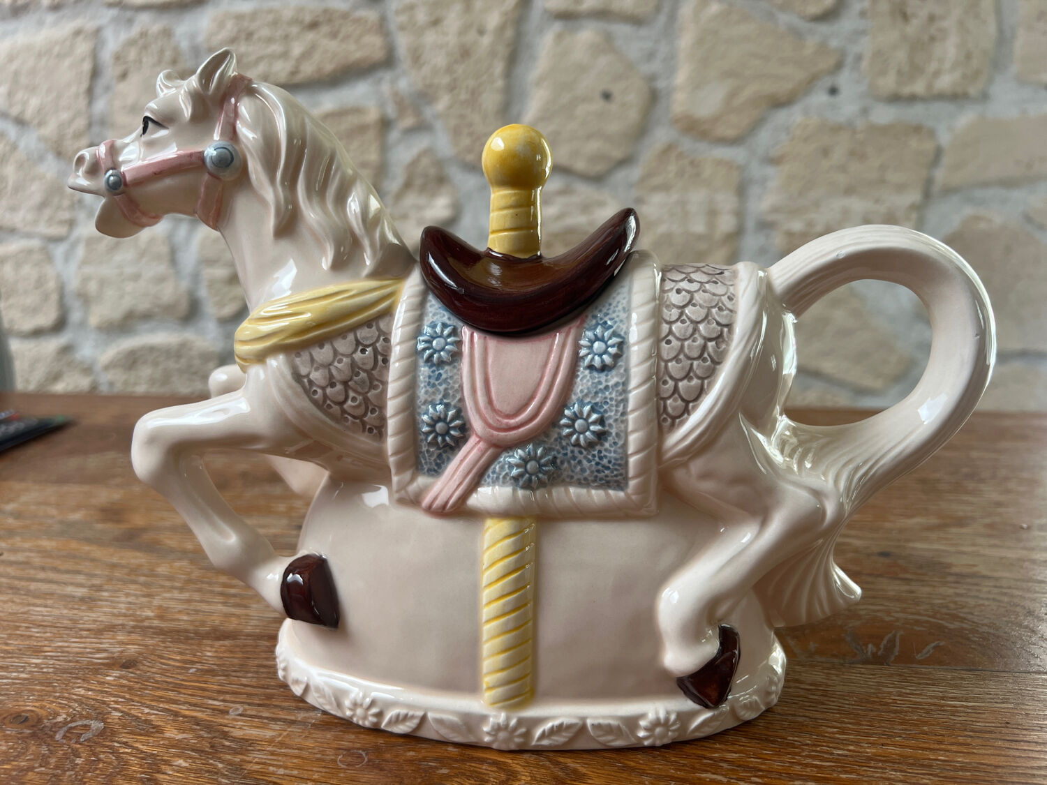 Teapot Horse