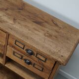 Armoire d'apothicaire / comptoir de magasin rustique en pin allemand vintage, années 1930