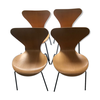 Butterfly chairs serie 7 Arne Jacobsen