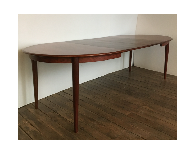 Rosewood extendable dining table