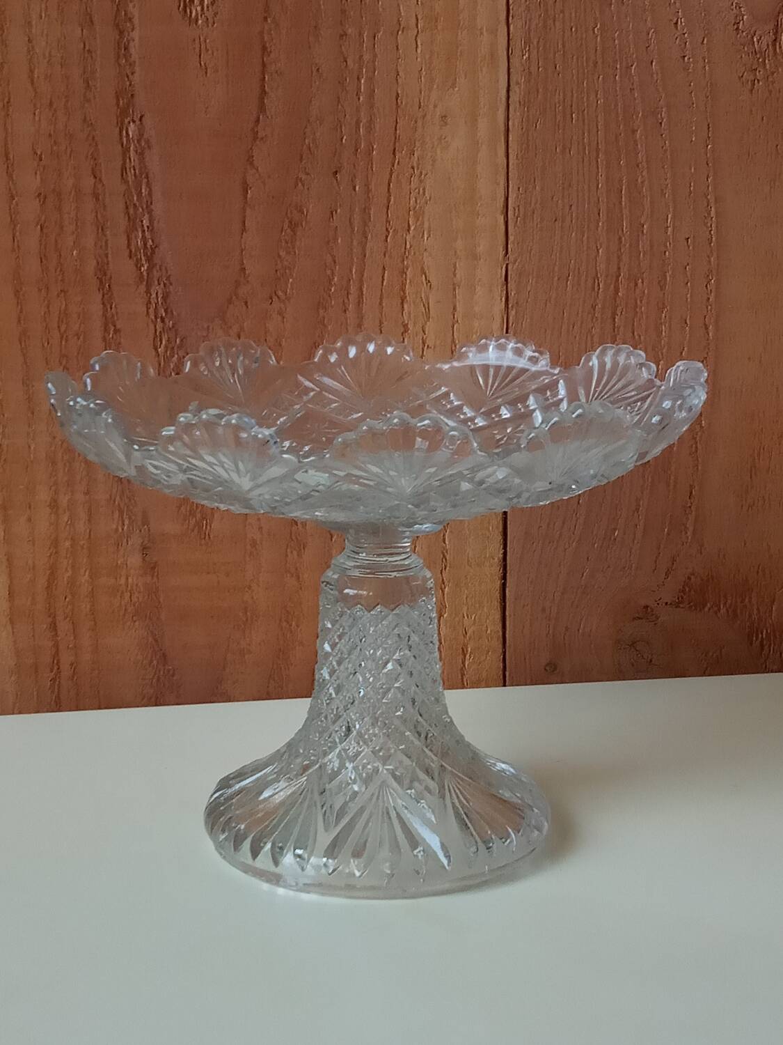 Coupe en verre ciselé