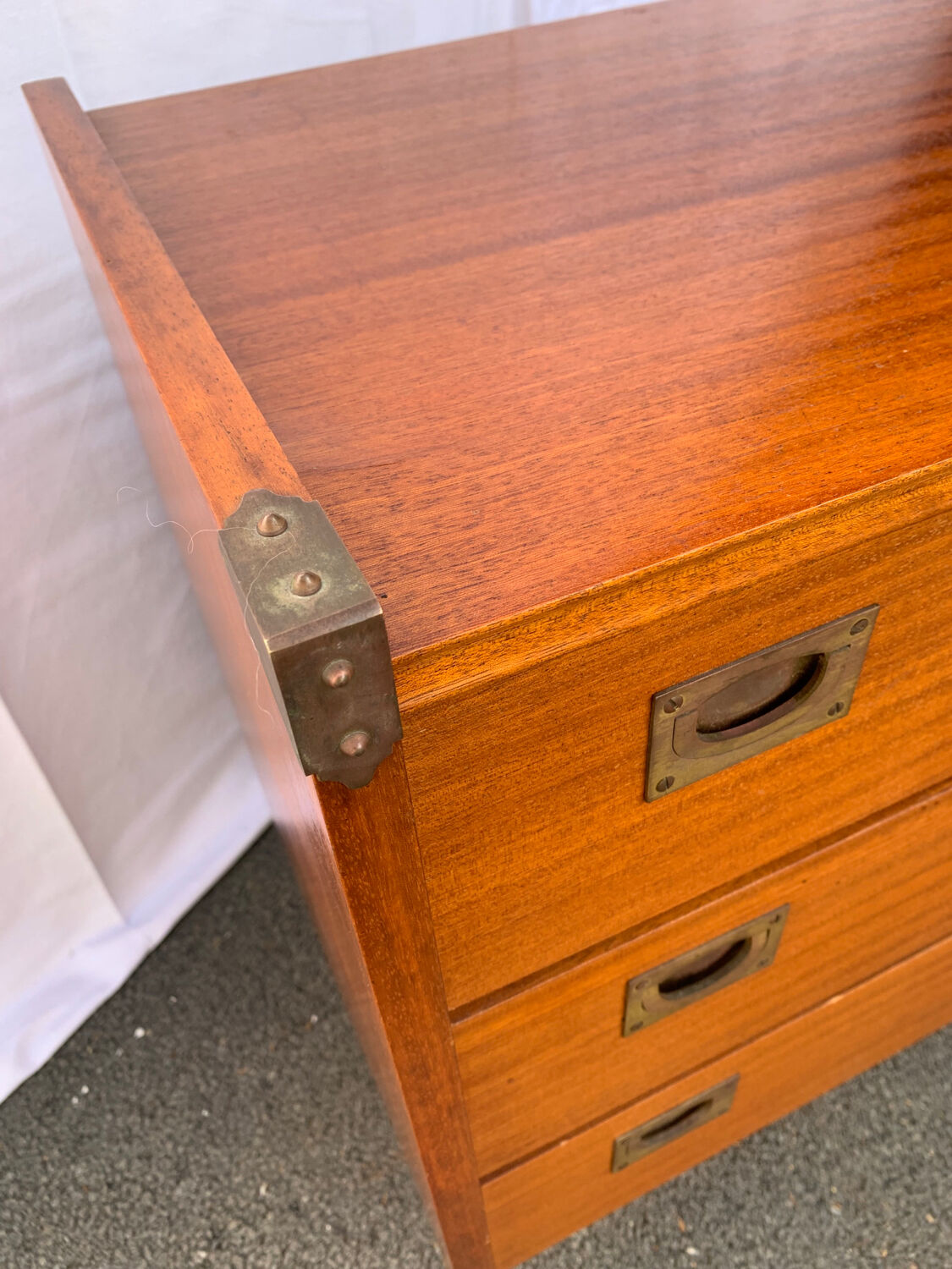 Petite commode vintage par Gautier