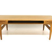 Table basse en chêne, Johannes Andersen, Trensum, Danemark, 1960