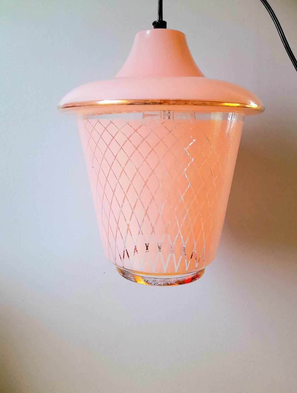 Suspension en verre sérigraphié 1950.