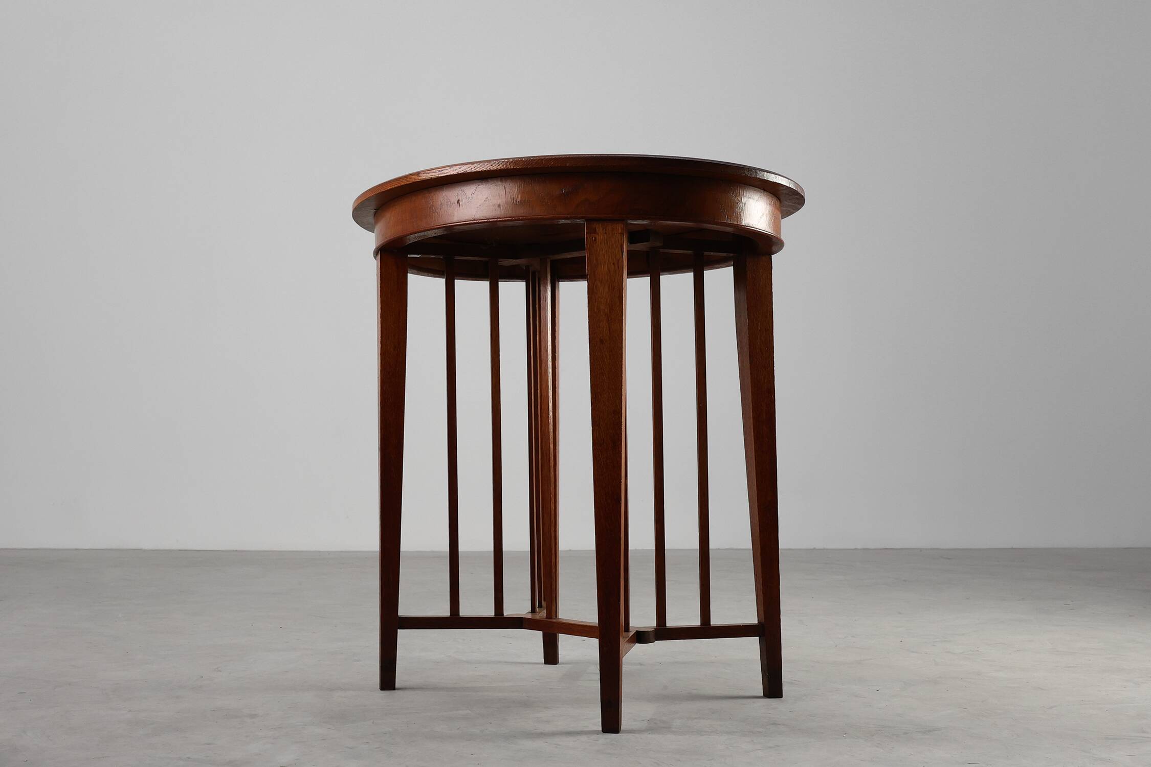 Arts and Crafts Oak Side Table, United Kingdom ca. 1900