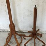 Baumann parrot coat rack