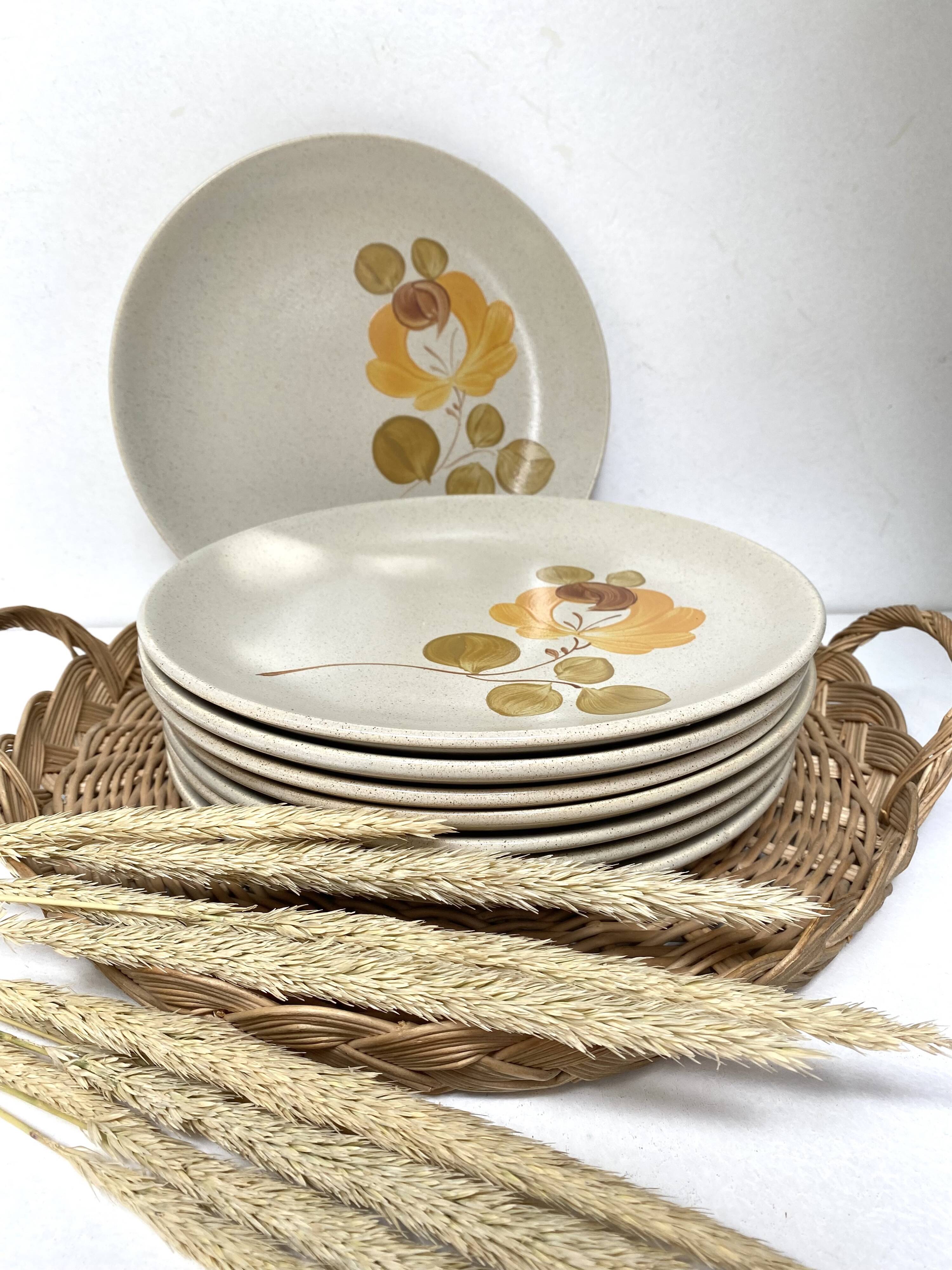 Flat plates in vintage sandstone Saint Amand