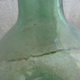 Give me a green glass Jeanne VOD with its stopper, 6l.