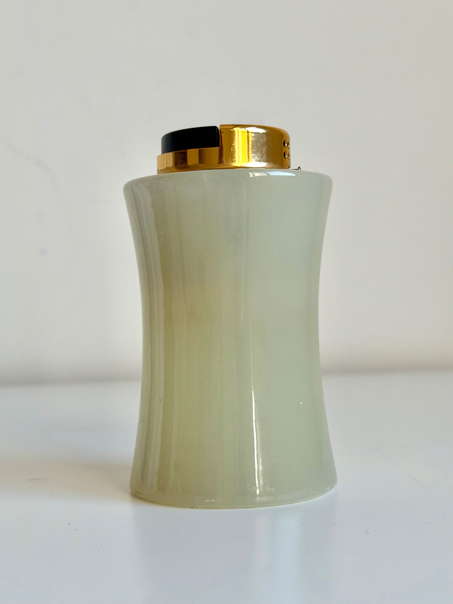 Vintage KOEI Unitron Japan Table lighter in Marble Onyx