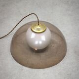 Lampe à suspension italienne en laiton, opaline et plexiglas de l'ère spatiale