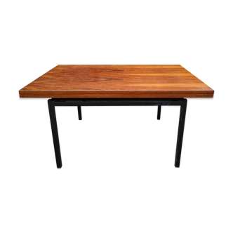 Transformable coffee and dining table "wallet" from the 60s