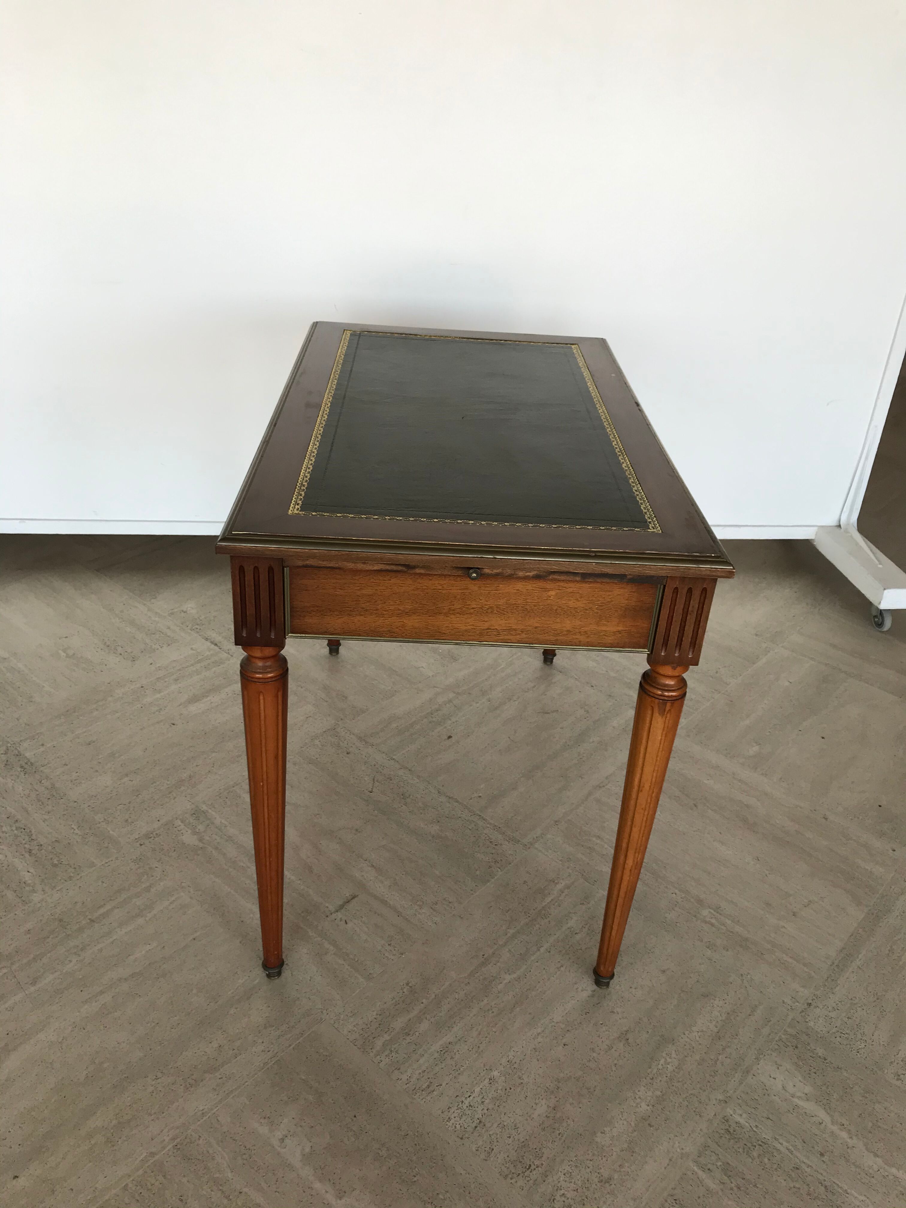 Louis XVI style desk, leather top with two side zippers