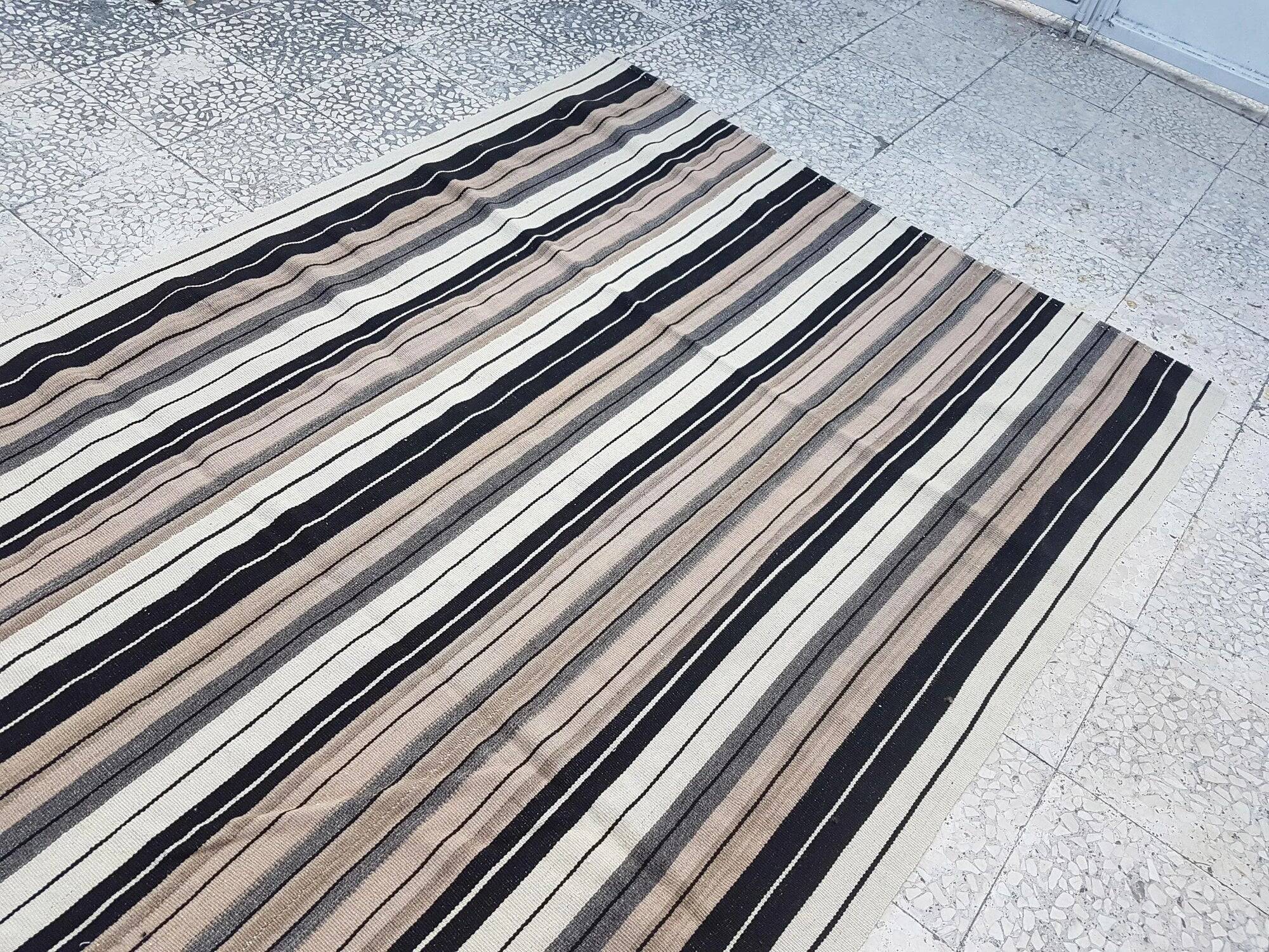 Kilim turc vintage tissé main 146x281 cm