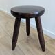 Tabouret tripode en bois