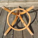 Simple baumann light parrot coat rack