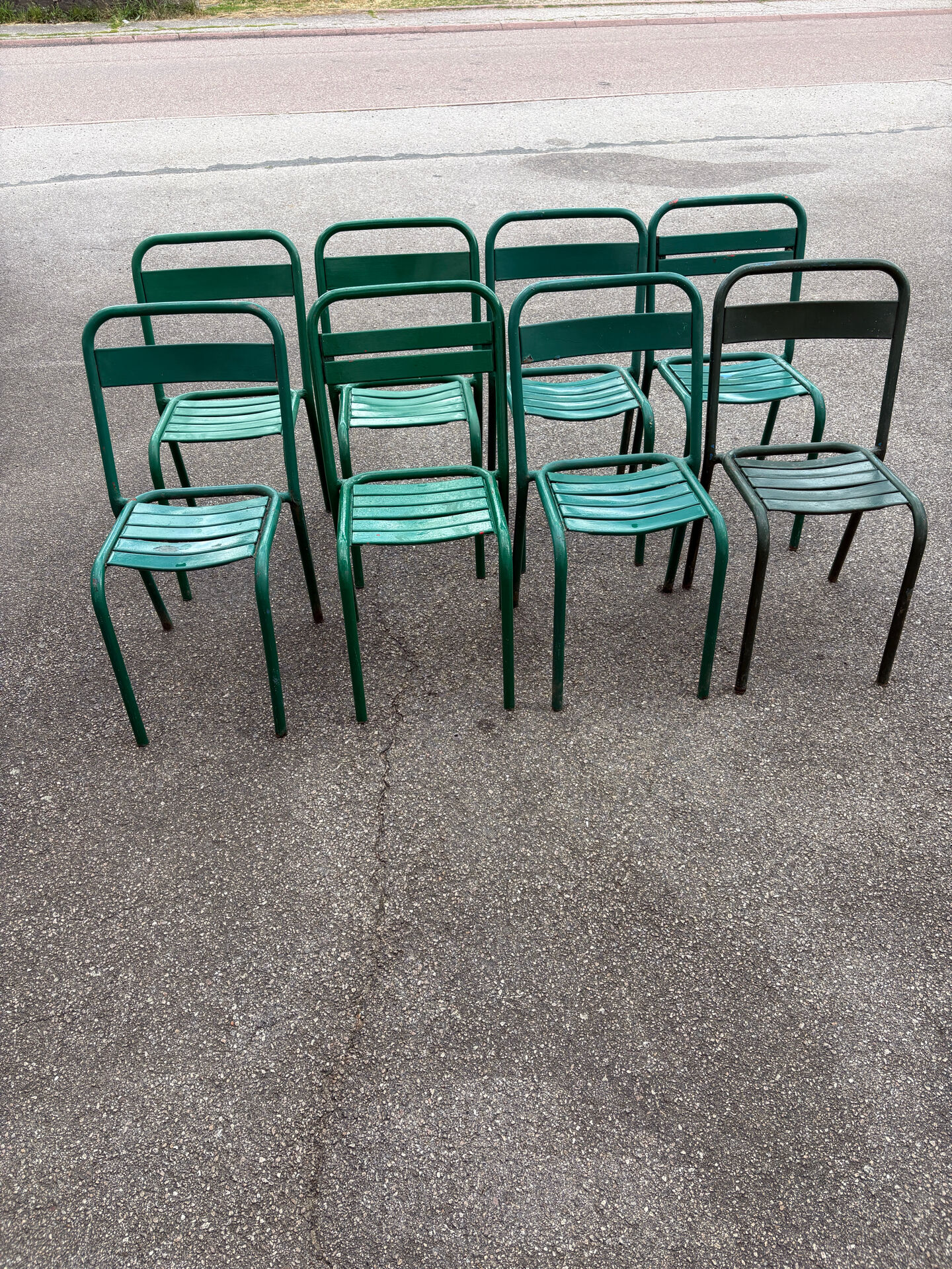 Set de 8 chaises bistrot de terrasse en métal