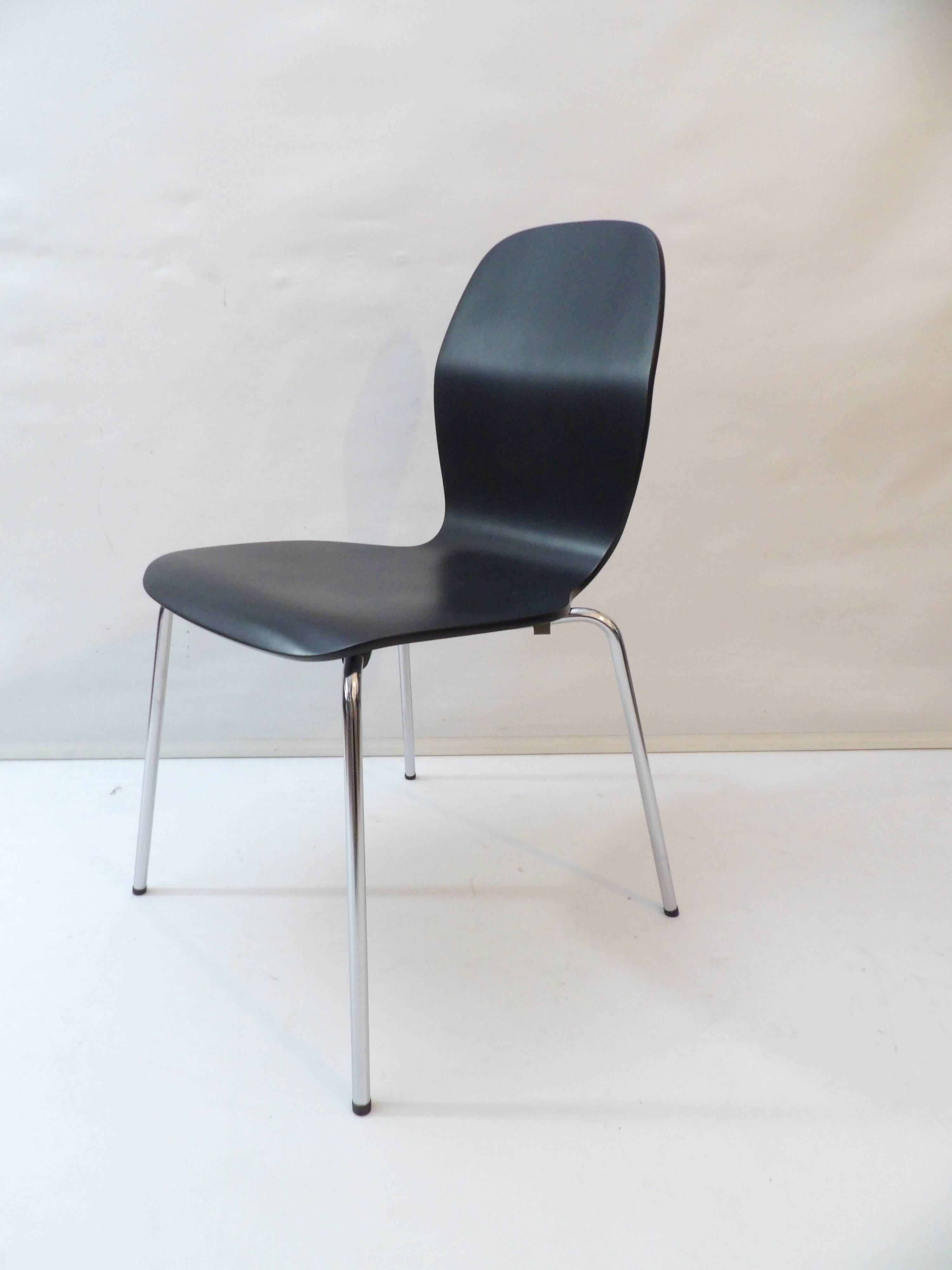 Ilmari Lappalainen - A set of three 'Columna' chairs for Asko. Ca. 1956. Fi