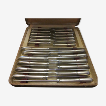 24 couteaux en metal argentè ercuis