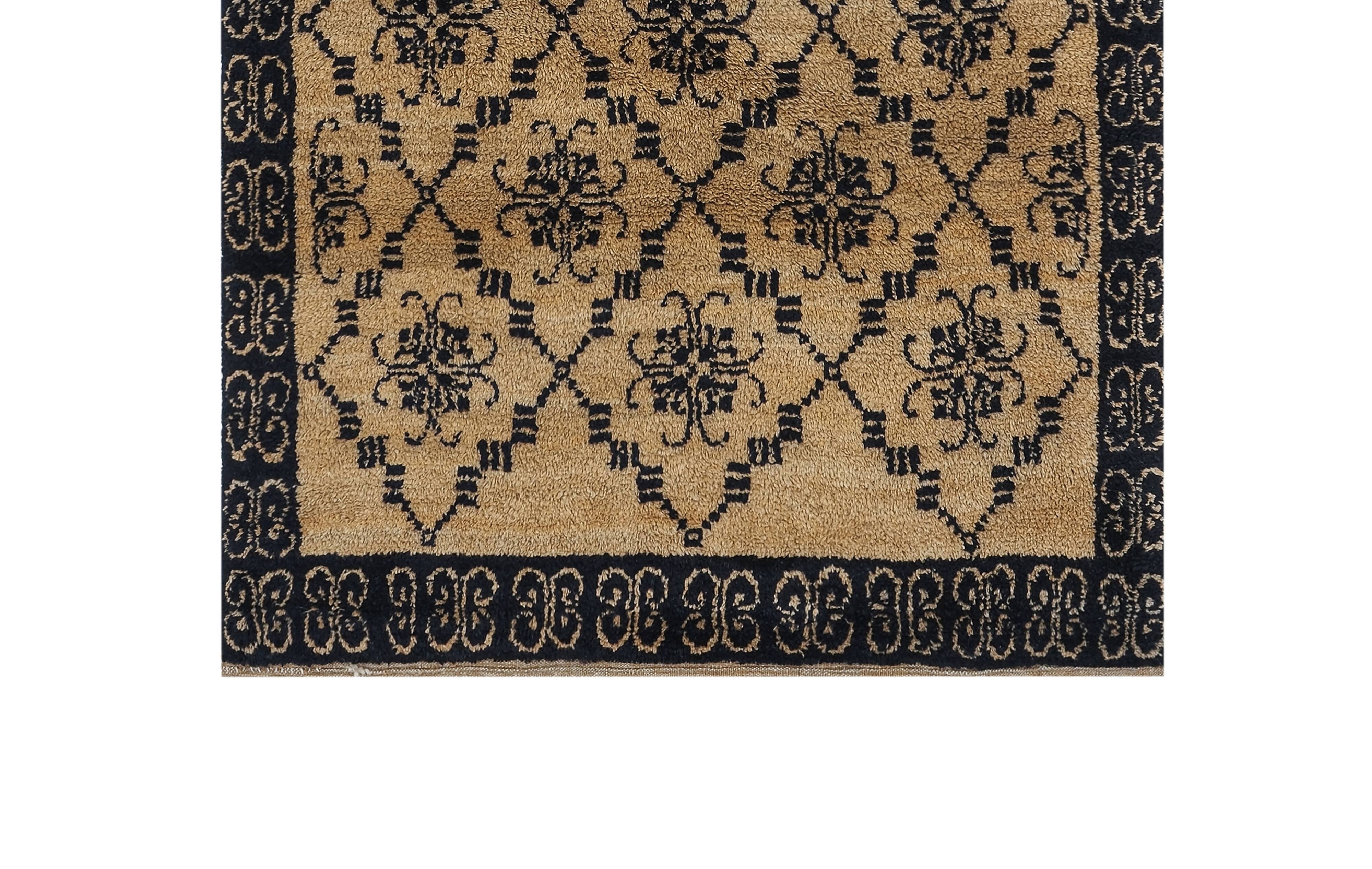 Vintage Turkish Oushak Rug Handwoven 114x193 cm