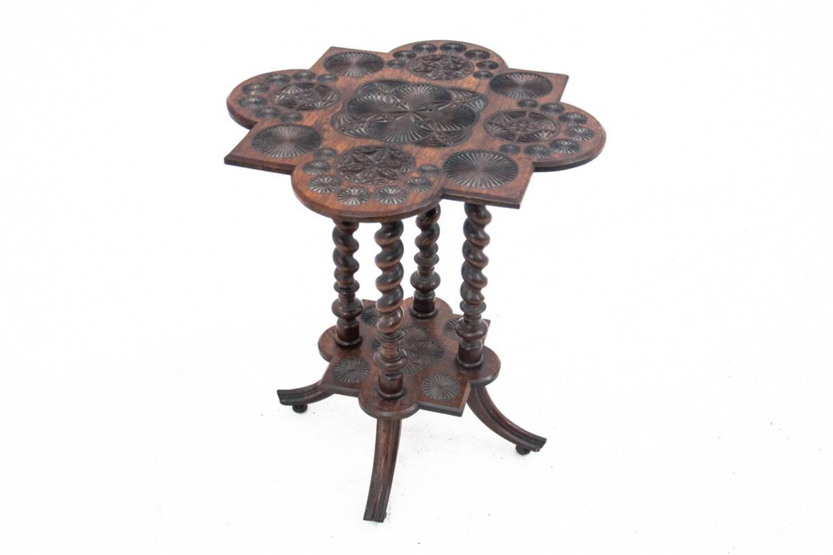 Antique table, England, 1891.