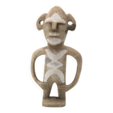Moroccan sculpture in carved and engraved beige stone, 1970s.