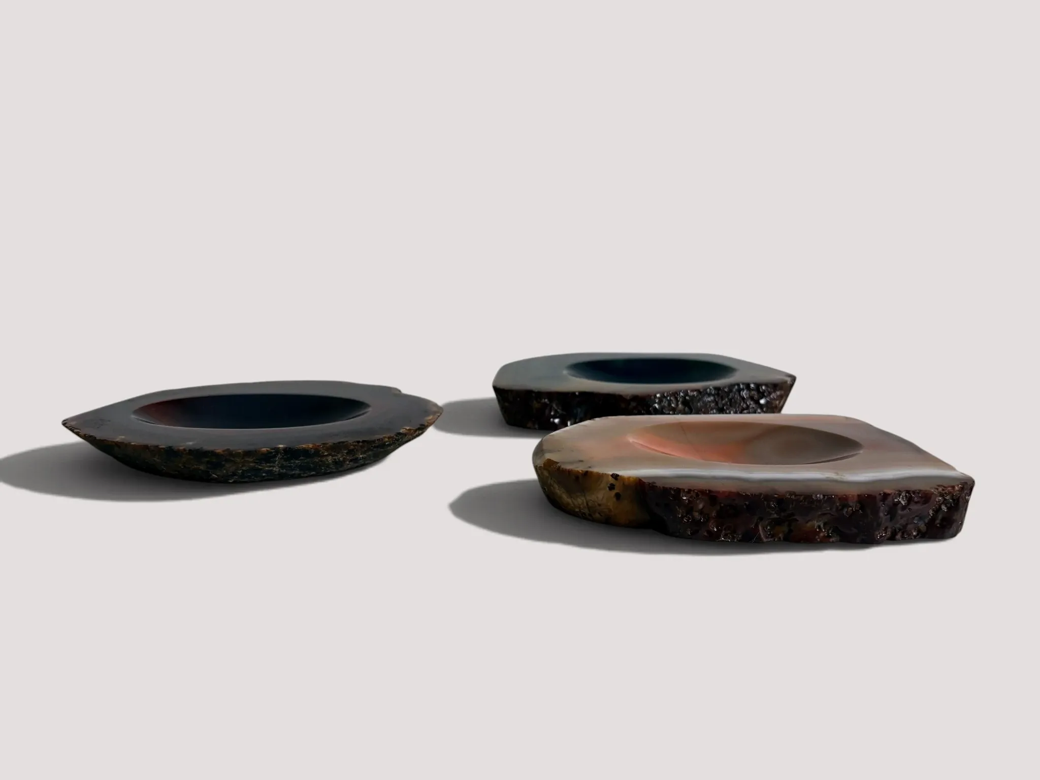1970s Italian Agate Ashtrays/ Vide-Poche, Set of Three Natural Stone Trays