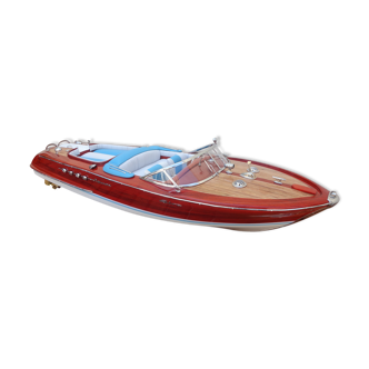 Model boat Riva Aquarama 63 cm
