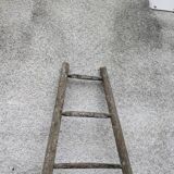 Painter's ladder, towel rack