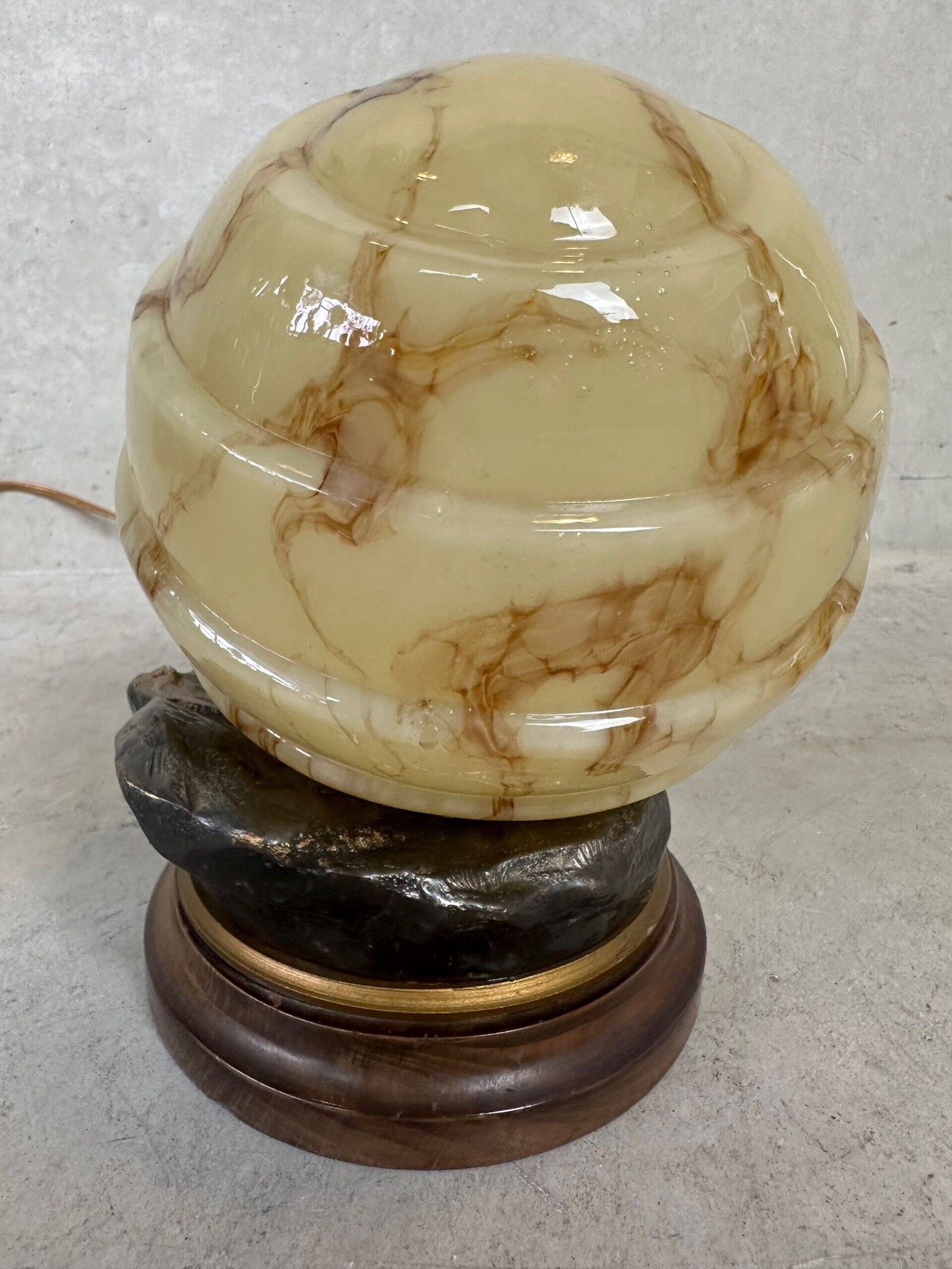 Lampe de table Art déco – J.M. Belgique