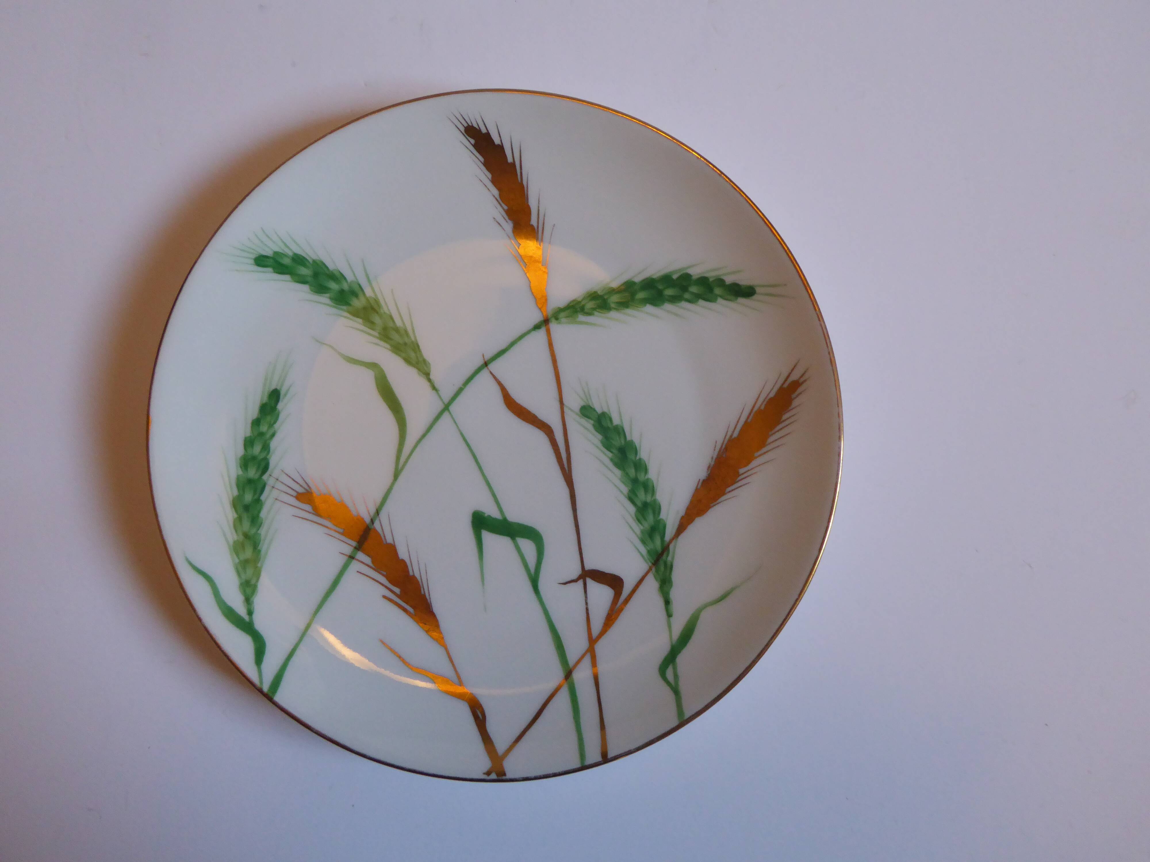 Delvaux Paris porcelain dessert plates