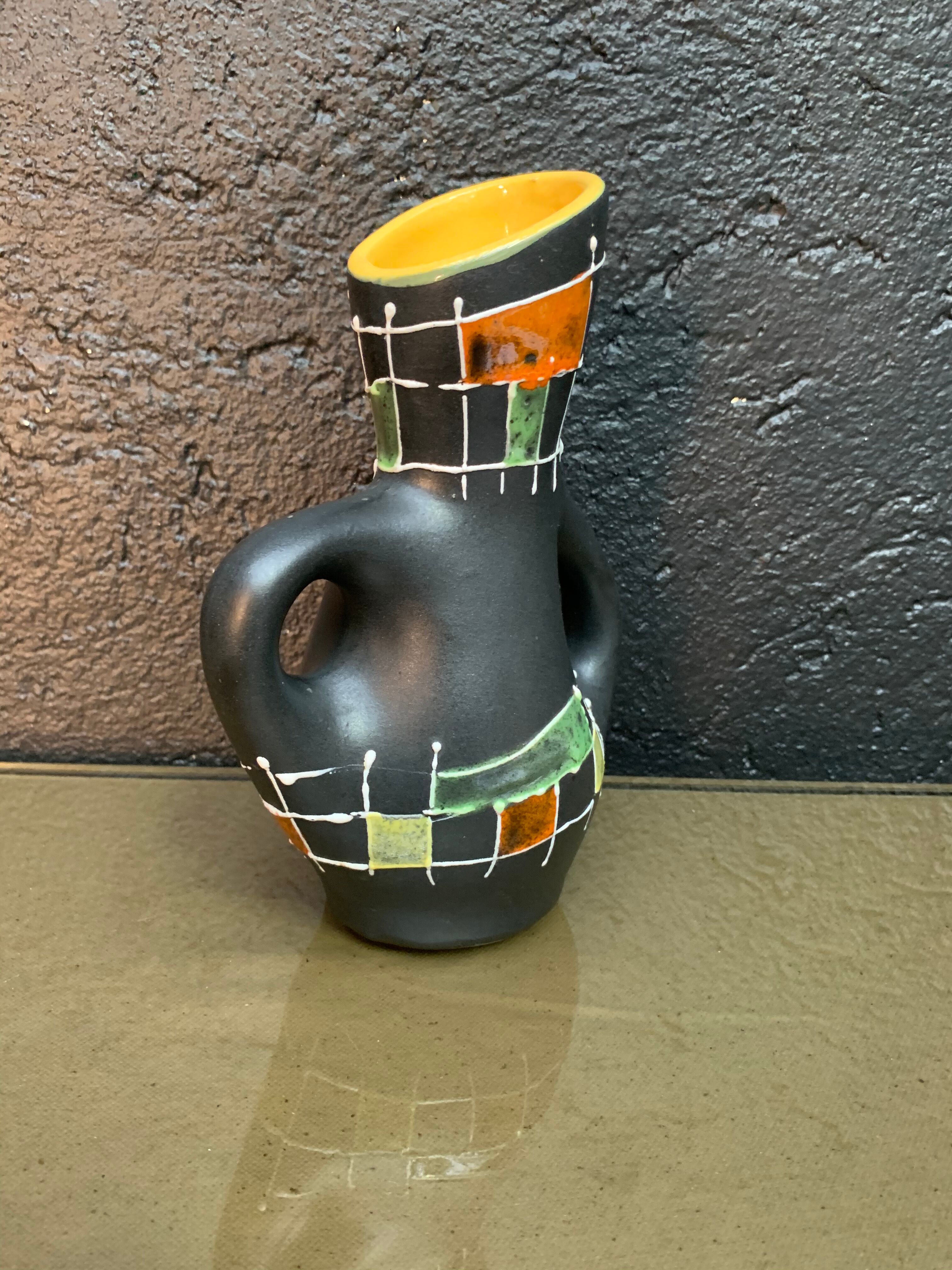 Vallauris, Poet Laval pitcher