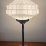 Art Deco lamp in chromed metal and opaline
