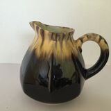 Pitcher ceramic