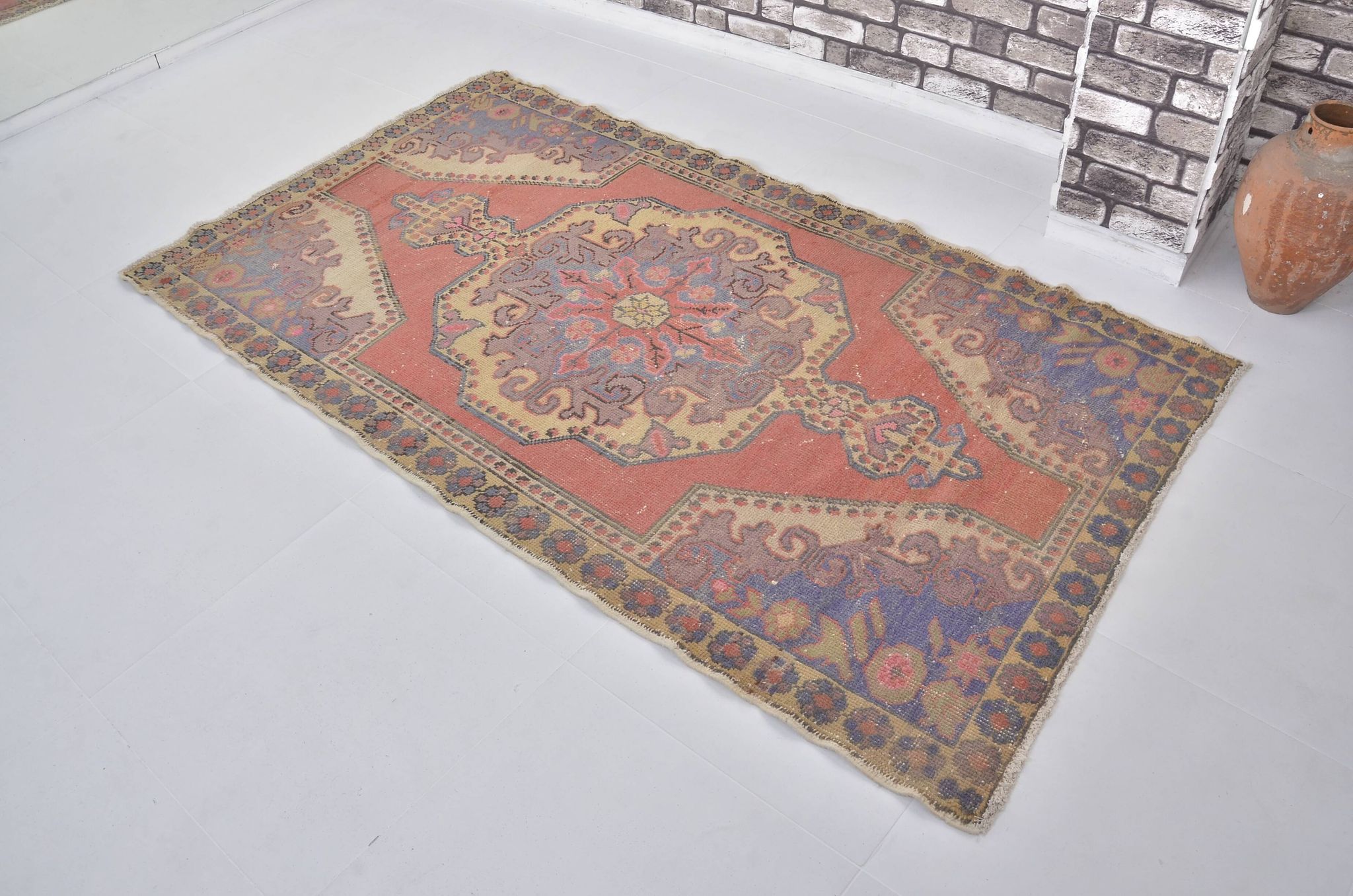 Tapis tribal vintage Oushak sku m67