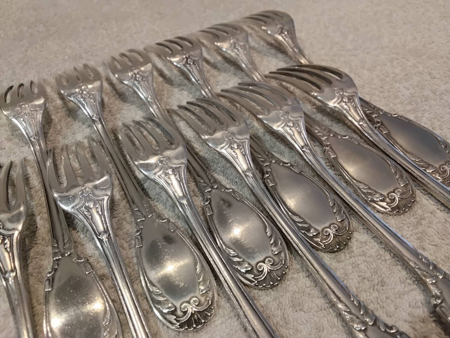 12 silver-plated dessert forks, Louis XVI style, silversmith OD