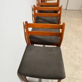 Set of 4 Scandinavian chairs