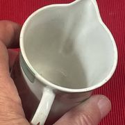 L'Amandinoise, Milk jug H 8 cm
