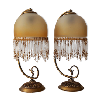 Pair of bedside lamps with grapevines